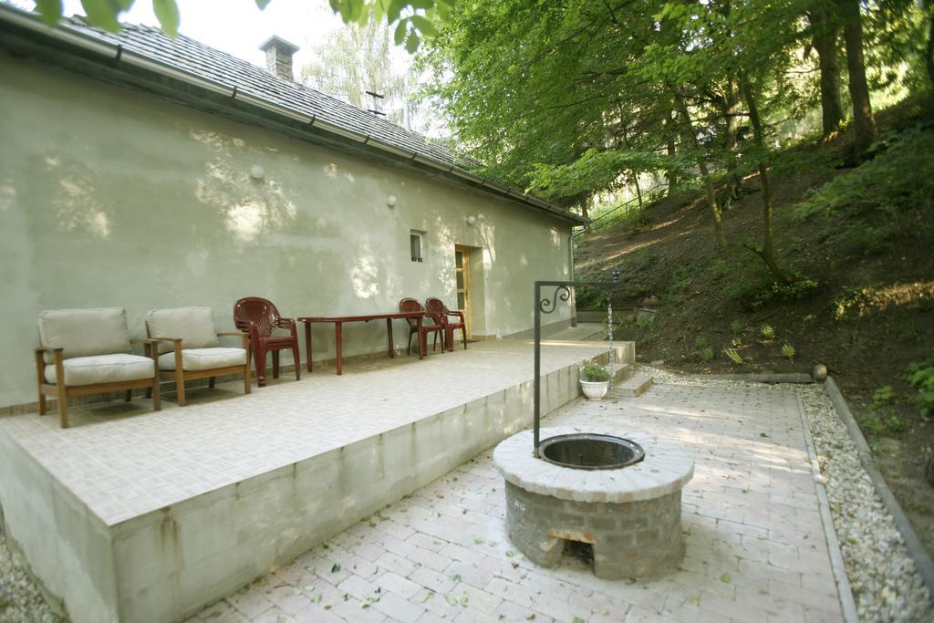 Harangvirag 36 Vendeghaz Villa Veroce Exterior photo